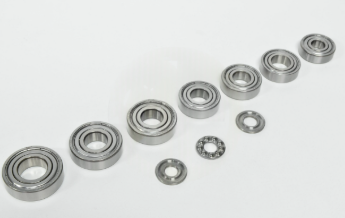 SET OF BEARINGS APN SKF