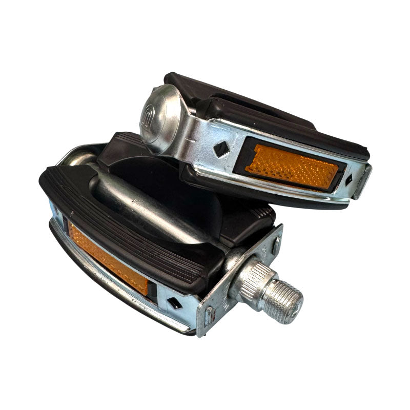 Union pedal black with reflectors